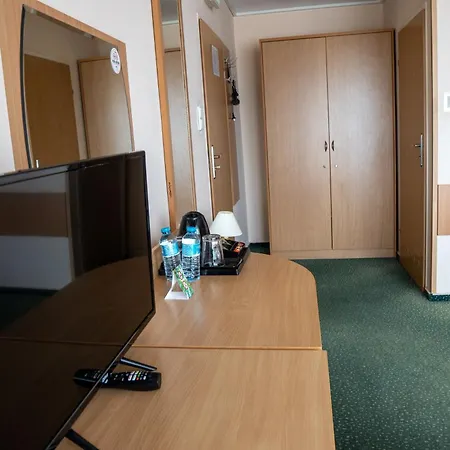 Wilanow Hotel *
